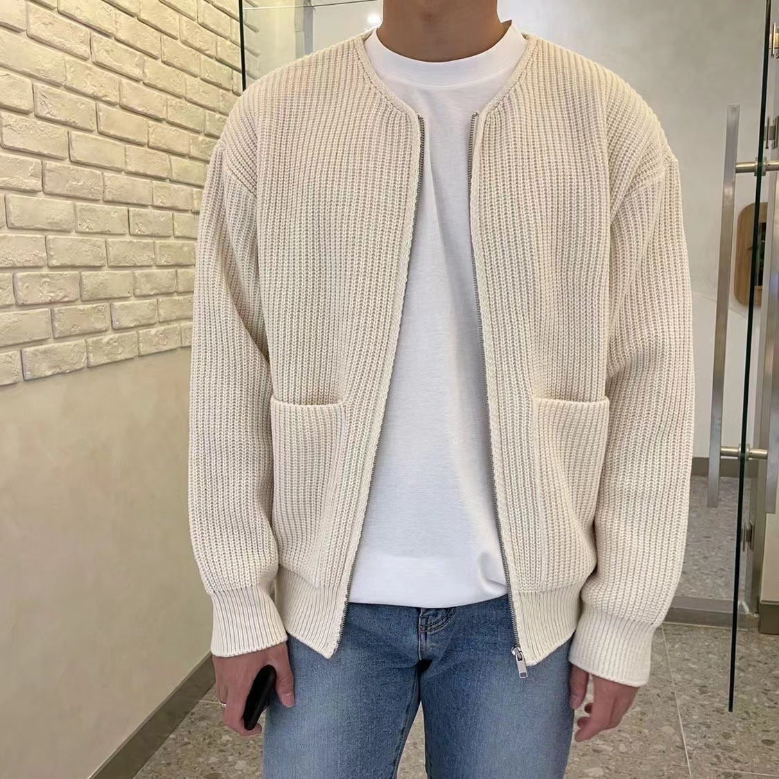 Minimalist Zip-Up Knitted Cardigan – Casual Streetwear Layer